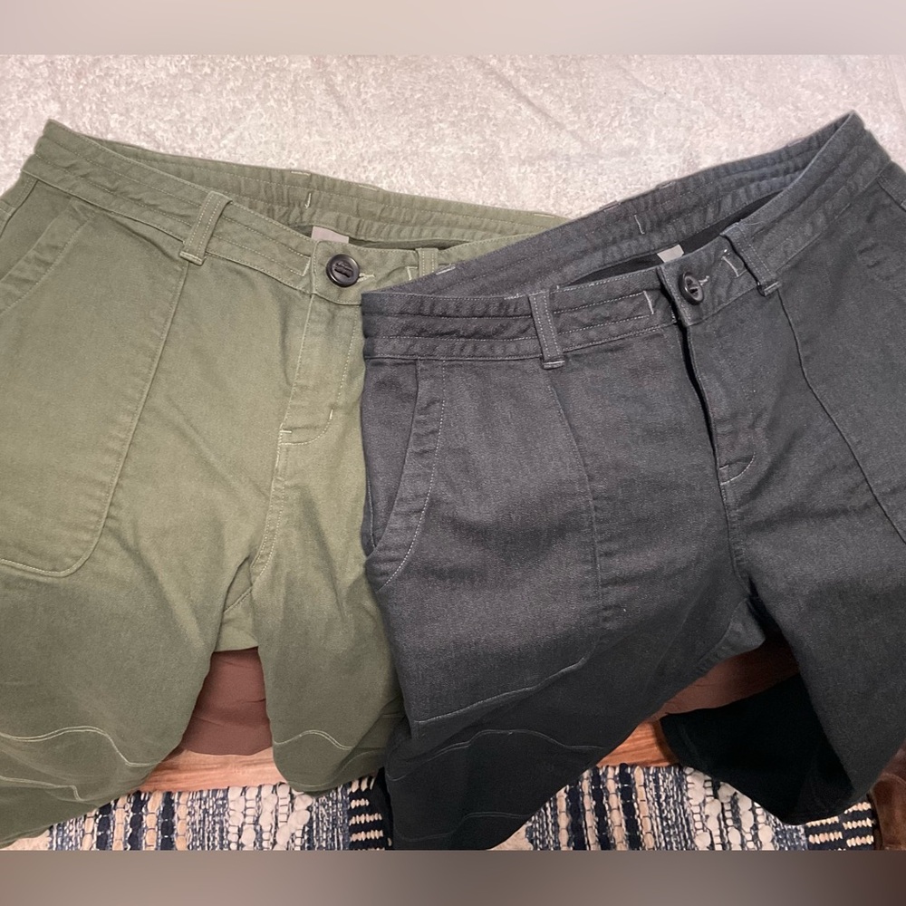 2 pair bundle- Mountain Hardwear Olive Green and Black Women’s Pants